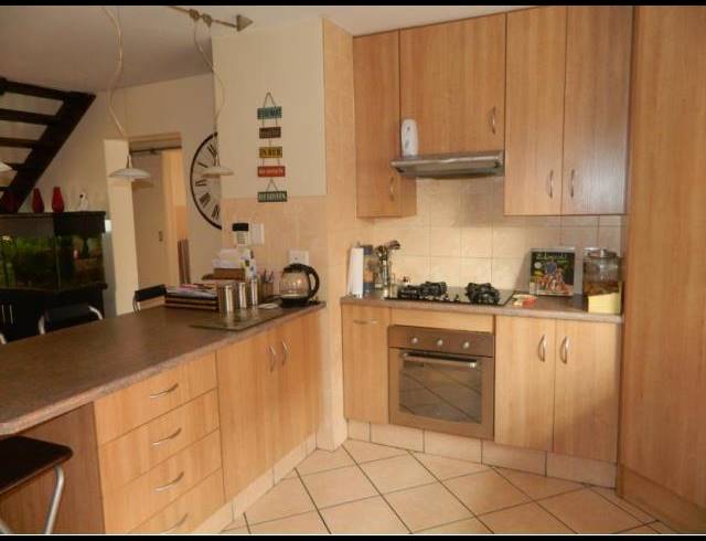 3 BEDROOM PROPERTY TO RENT IN BONAERO PARK